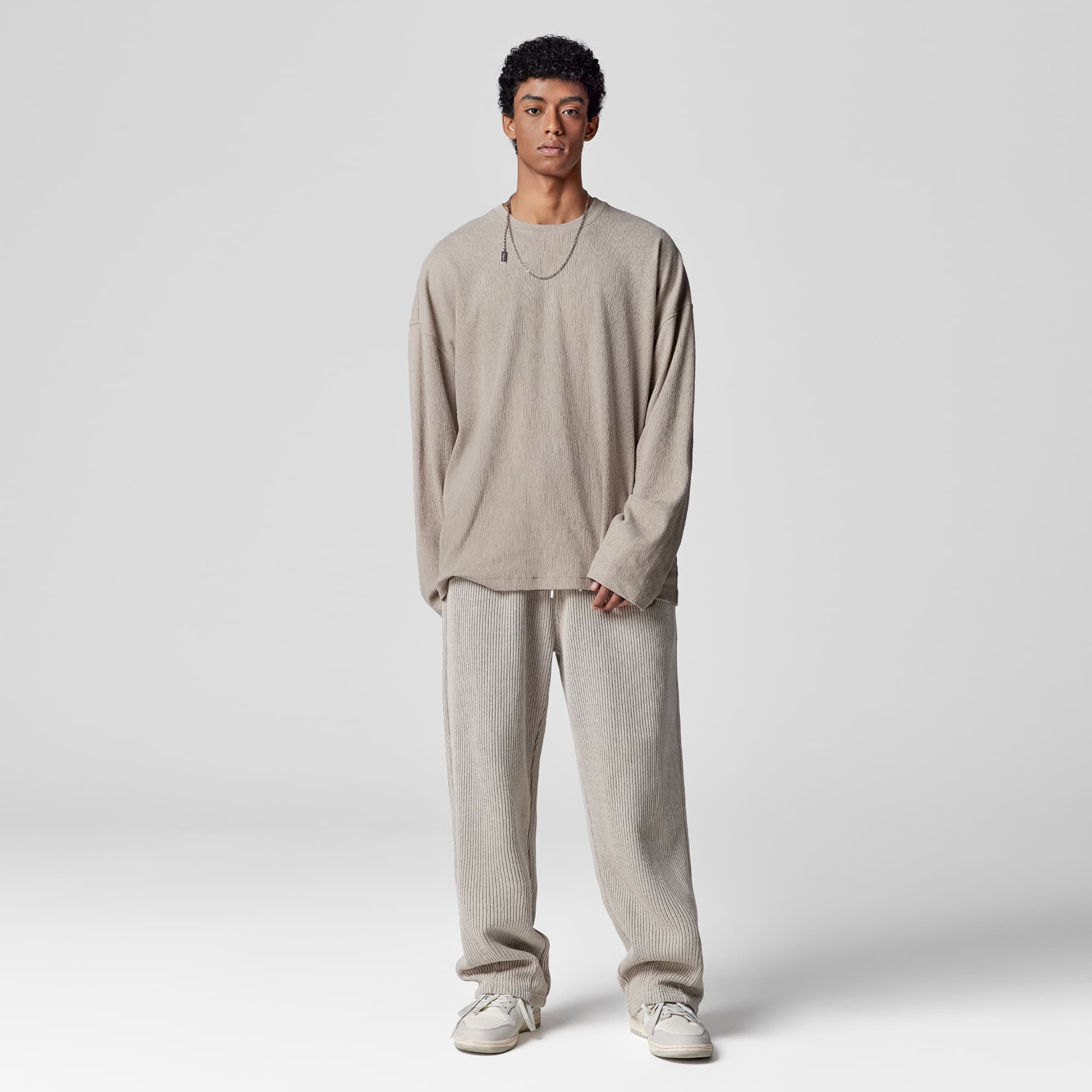 無地 Tシャツ ゆったりシルエット テクスチャー入り 長袖カットソー