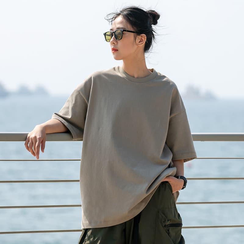 無地 Tシャツ シンプル余裕シルエット半袖